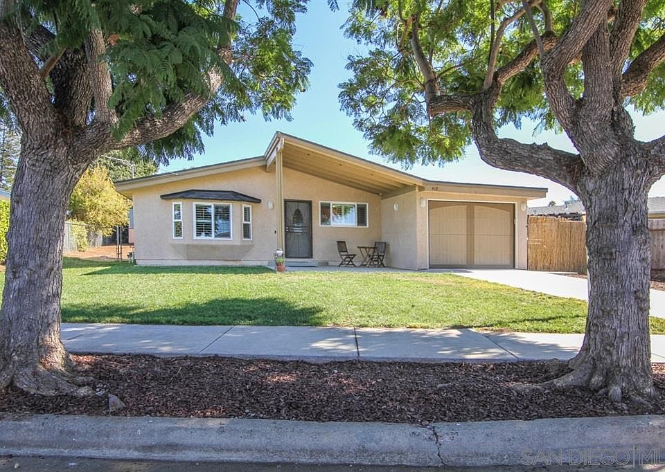 1st image of 417 Santa Clara Dr
