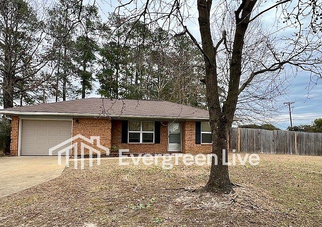 1st image of 121 Pembroke Ct