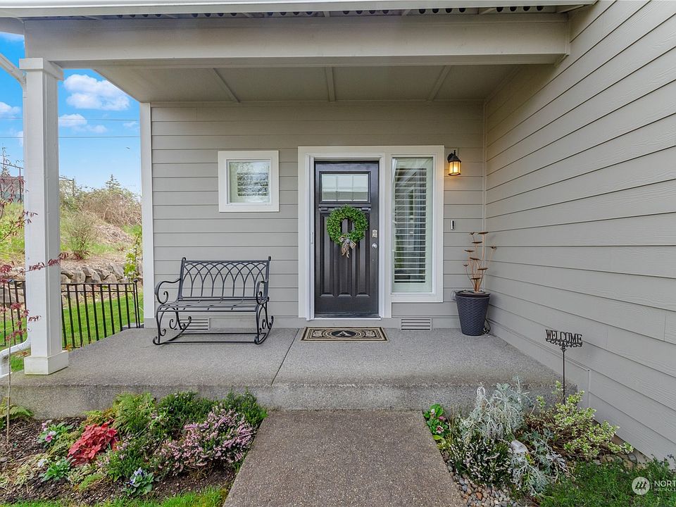 1st image of 8352 175th Street Ct E
