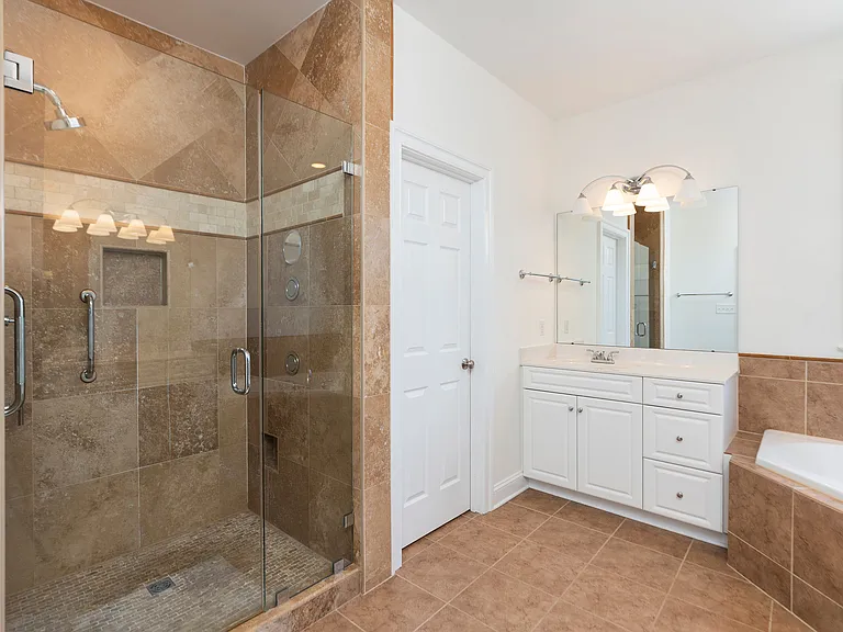 1509 Old Trail Dr — Photo 18