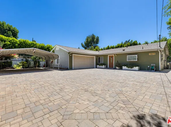 20628 Clark St, Woodland Hills, CA 91367