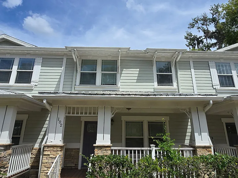 200 S 11th St — Photo 15