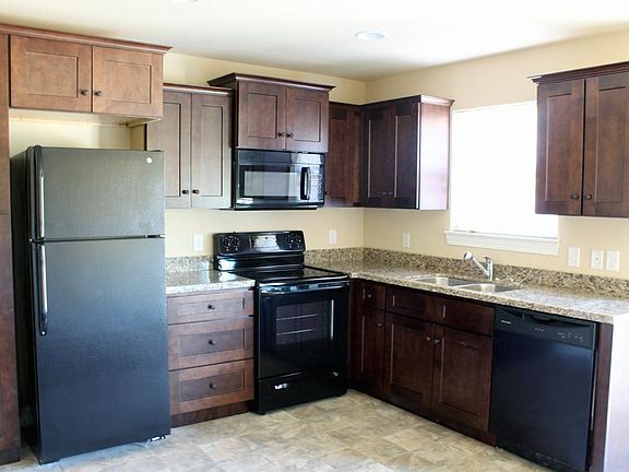 4th image of 10643 Clubhouse Dr