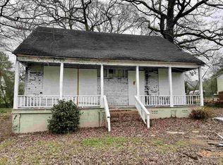 18 Berry Ave, Newnan, GA 30263