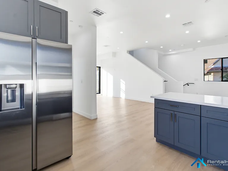 328 N La Fayette Park Pl — Photo 6