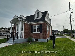 157 Centre St S FLOOR 2, Oshawa, ON L1H 4A5