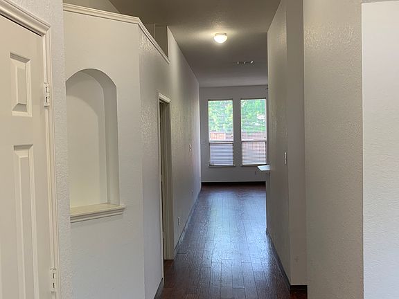2nd image of 5816 Blue Spruce Ln
