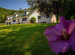 12 Alberta Acres Rd, Charleston, WV 25312