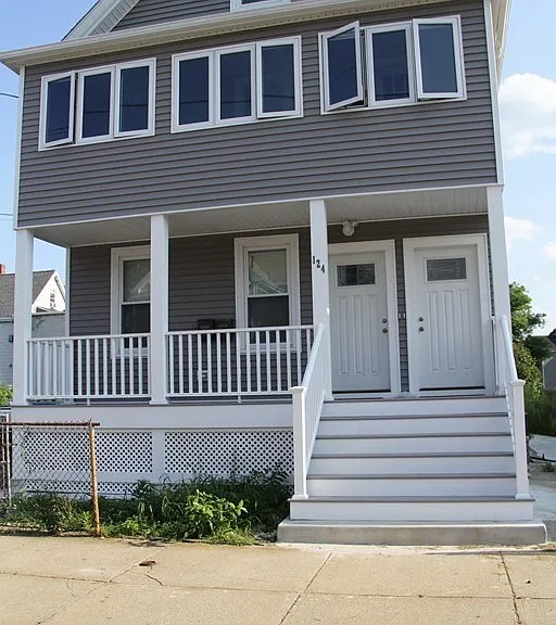 124 Emerald St #1 — Photo 1