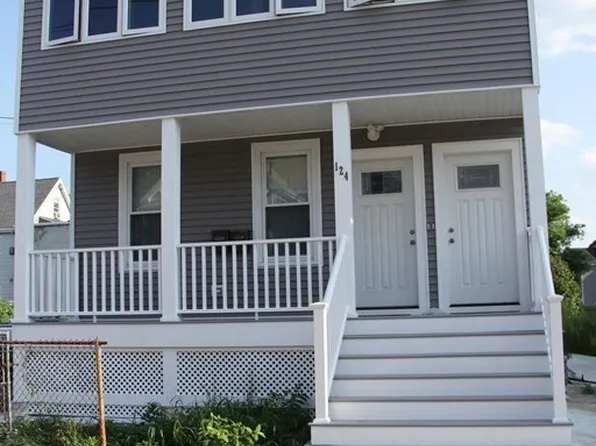 124 Emerald St #1, Malden, MA 02148
