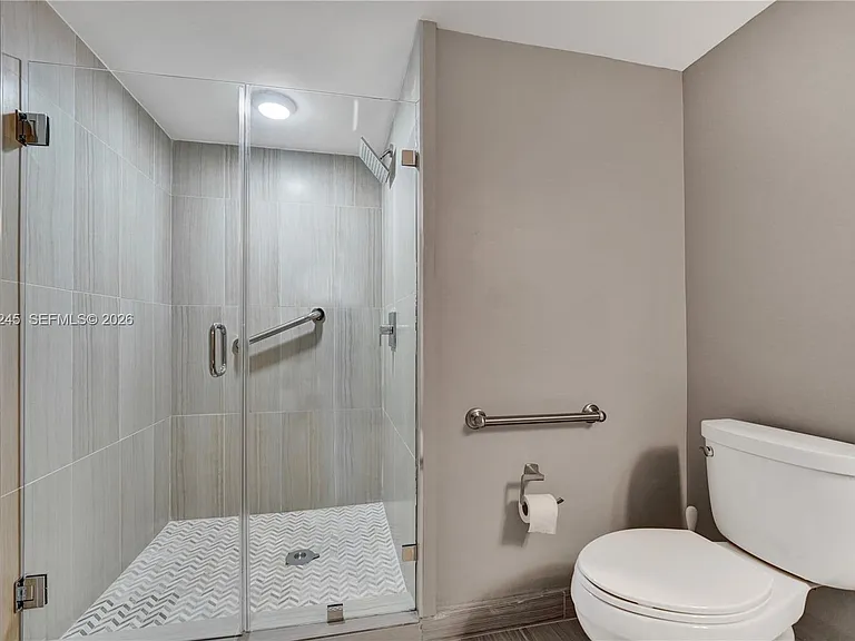 3600 Yacht Club Dr #904 — Photo 52