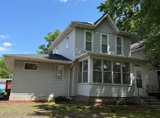 2411 14th Ave S, Minneapolis, MN 55404