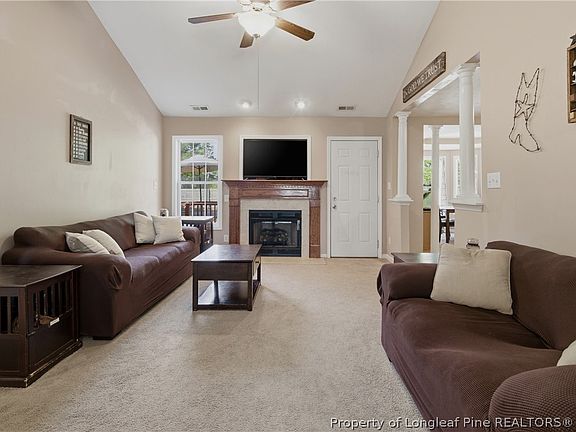 3rd image of 619 Northview Dr