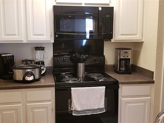 4th image of 909 Cedarland Blvd
