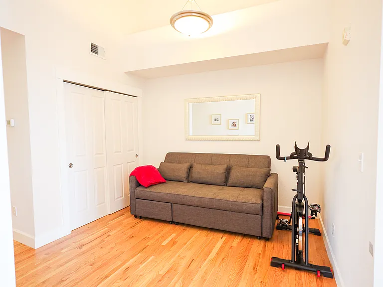1699 N Downing St #401 — Photo 4