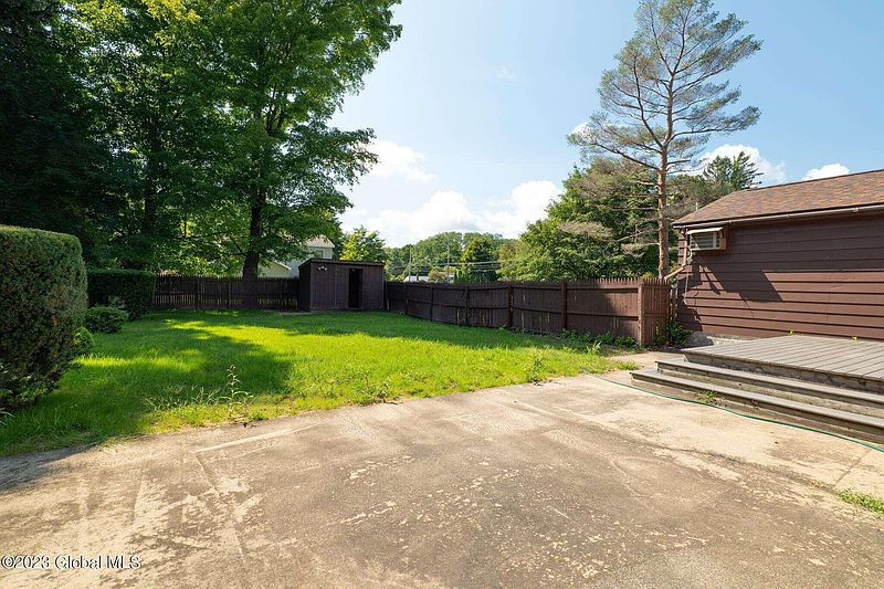 5th image of 2 Witbeck Drive