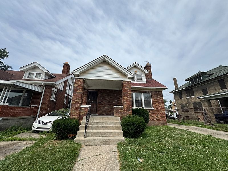 1st image of 11125 Cloverlawn Ave