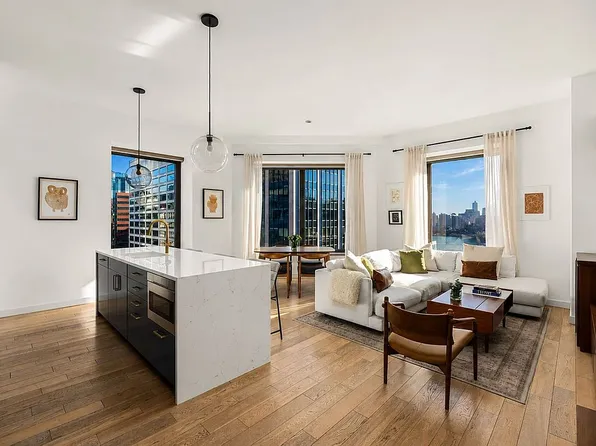 75 Wall St APT 29O, New York, NY 10005