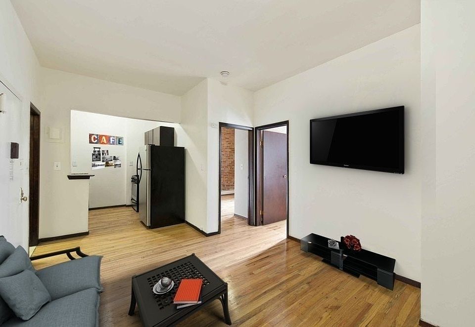 1st image of 969 Columbus Ave #4D