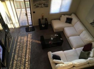 5 Gray Rock Dr UNIT 8, Vernon, NJ 07462