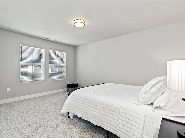 2783 W Palouse St — Photo 21