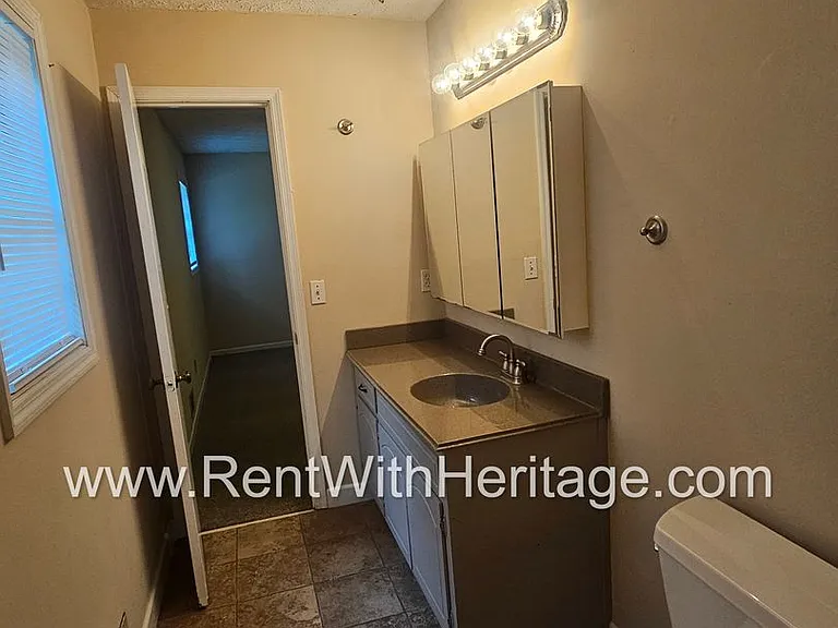 7268 Milam Rd — Photo 24