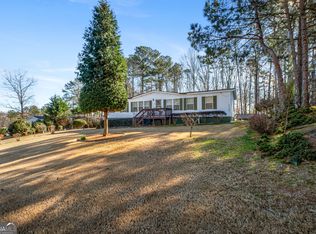 429 Graystone Dr, Winder, GA 30680