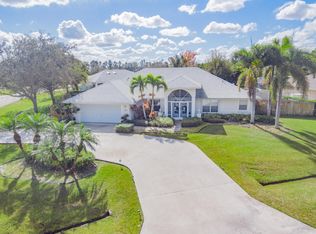 5820 NW Begonia Ave, Port Saint Lucie, FL 34986