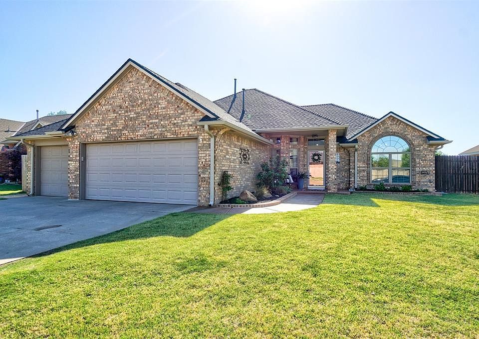 1st image of 4005 Scissortail Dr