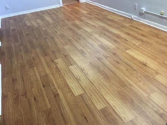5th image of 645 W Belden Ave