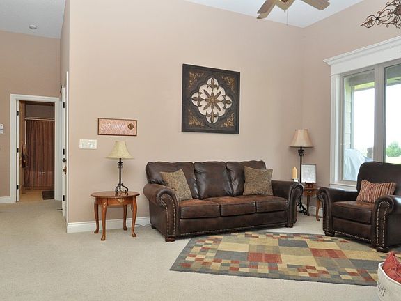 5th image of 540 Sienna Ct