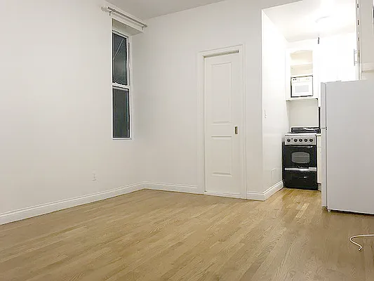 Rented by AJ Clarke | media 12