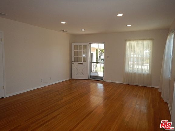 2nd image of 1147 W 184th St