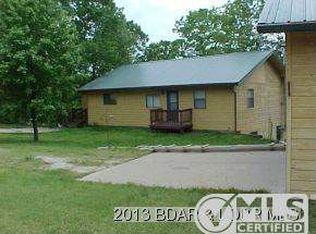 17 Cross Rd, Montreal, MO 65591