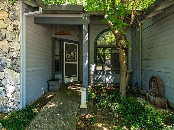2nd image of 2314 Ritchie Cir
