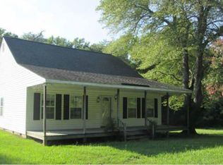 1556 Burning Tree Rd, Henrico, VA 23231