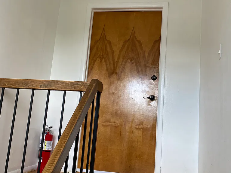 2 Oakville St #3 — Photo 21