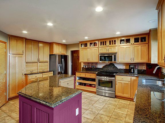 2nd image of 268 Triangle Cove Ln