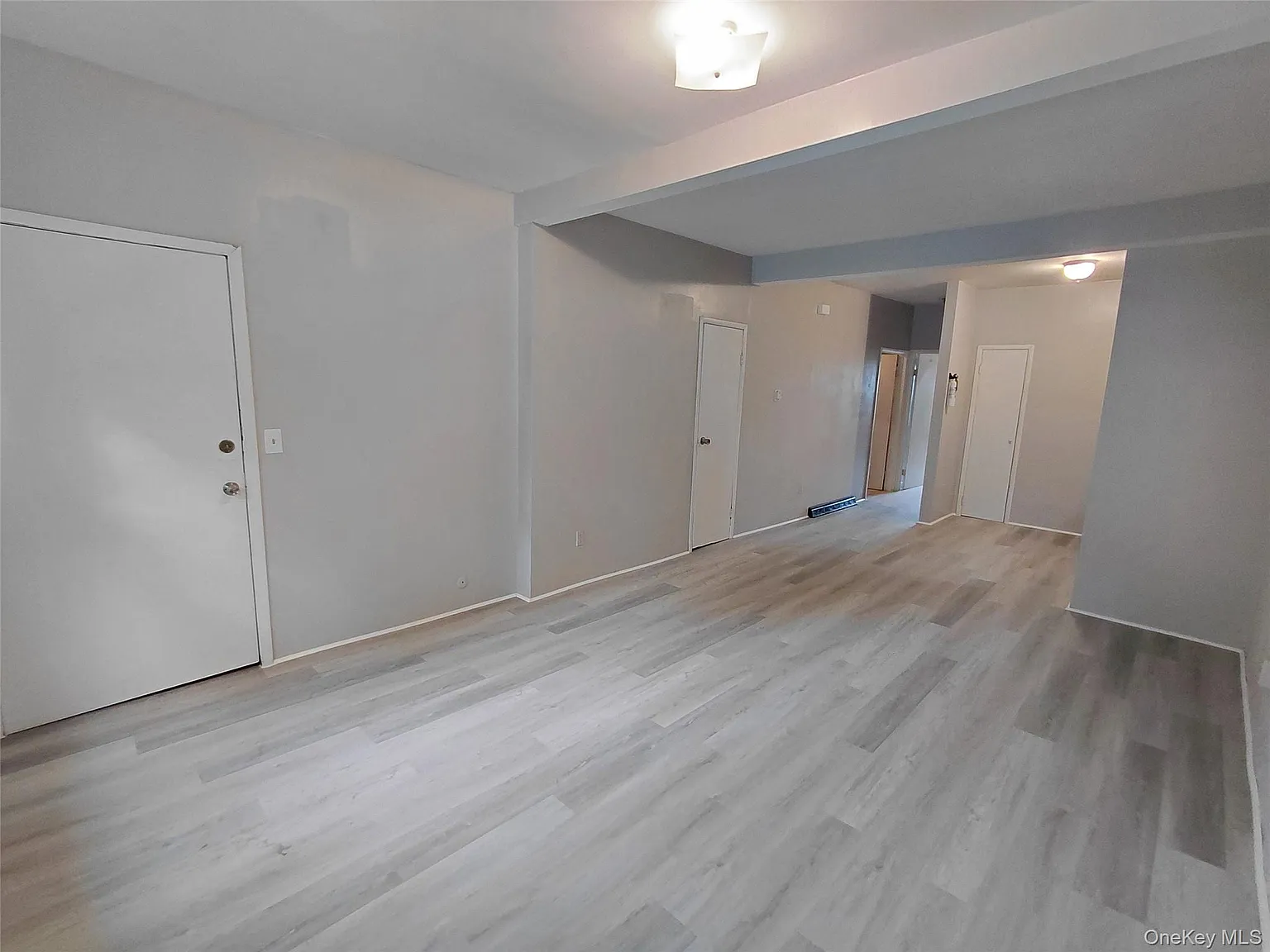1 bed, 1.0 bath, 550 sqft, $1,500 — Photo 2