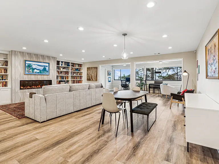 1534 Bradley Dr — Photo 20