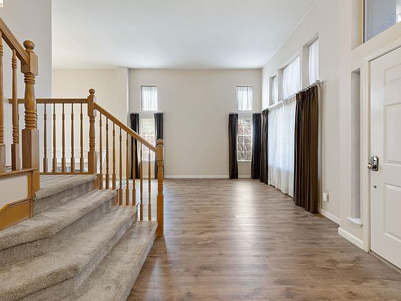 4th image of 1826 Pelican Ct