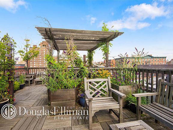 4th image of 344 W 12th St APT 3G