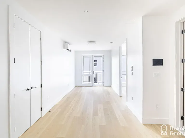 3308 Glenwood Rd #19 — Photo 5