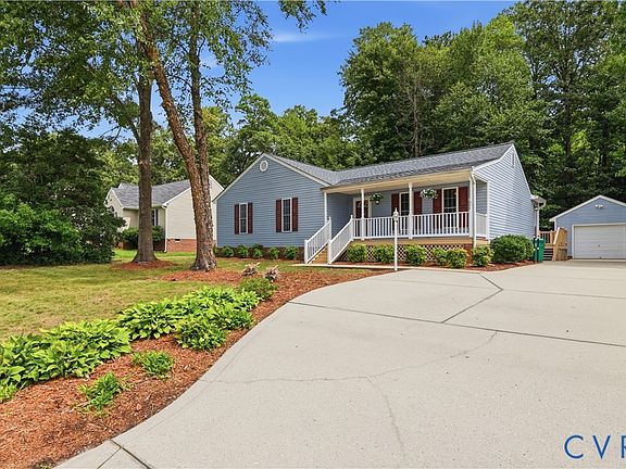 4th image of 8543 Woodlake Dr