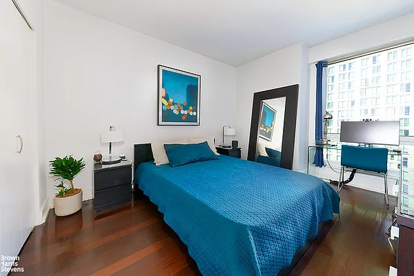 Rented by Brown Harris Stevens | media 7