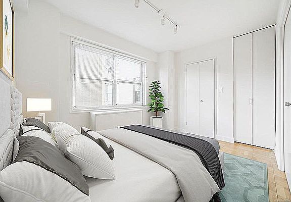 5th image of 1385 York Ave APT 32A