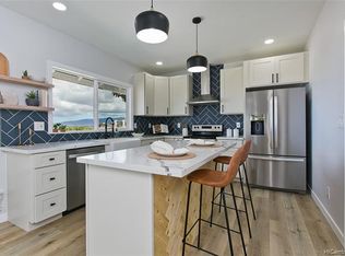 99-358 Uhaloa St, Aiea, HI 96701