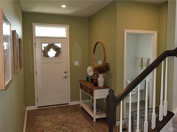 2nd image of 413 Rebekah Ct