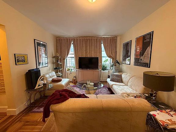 4th image of 60 Clarkson Ave APT 6L