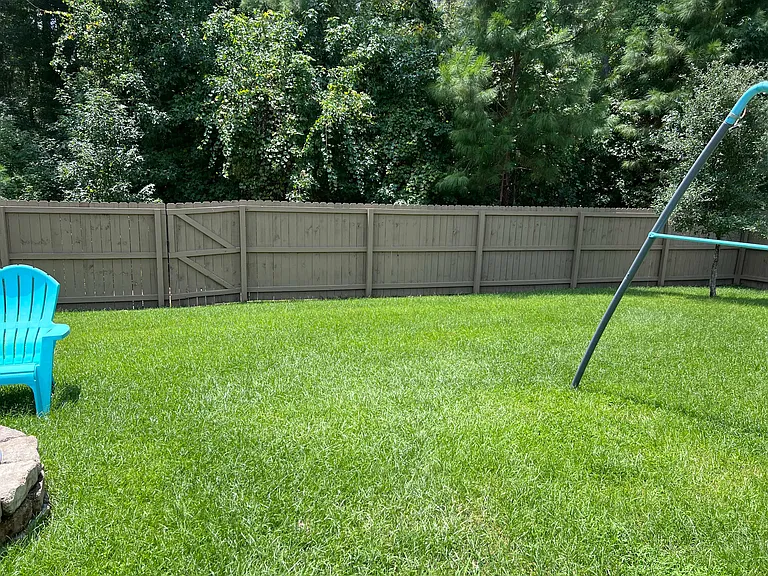 390 Southwilde Way — Photo 38